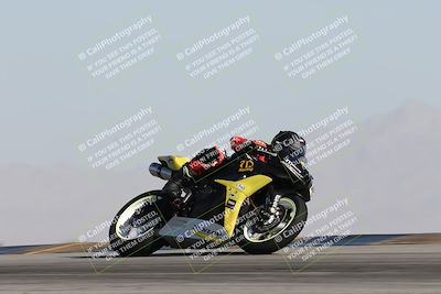 media/Dec-01-2025-Moto Forza (Mon) [[2daa91e15f]]/2-Intermediate Group/Session 2 Turn 9 Entry/